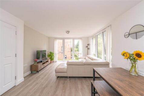 Kitchen To Lounge