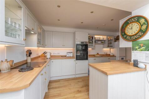 Kitchen Alt