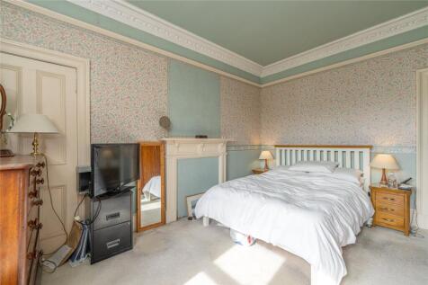Bedroom 1 Alt