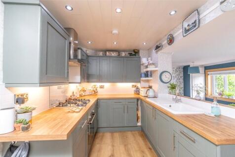 Kitchen Alt