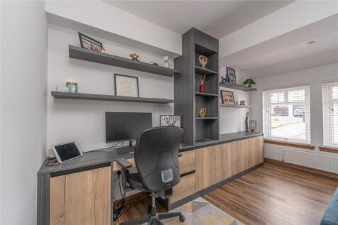 Lounge Alt