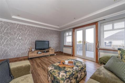 Family Room Alt
