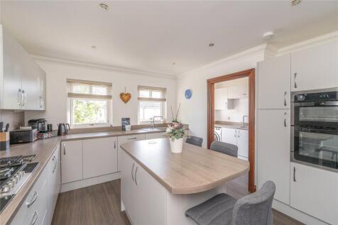 Kitchen Alt