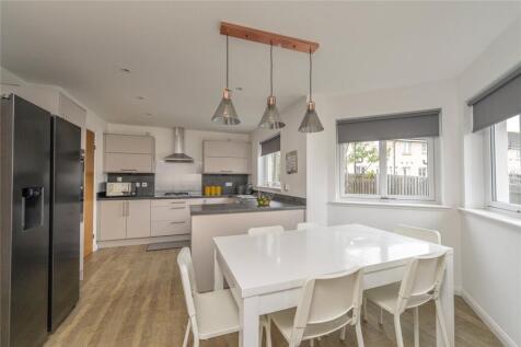 Dining Kitchen Alt