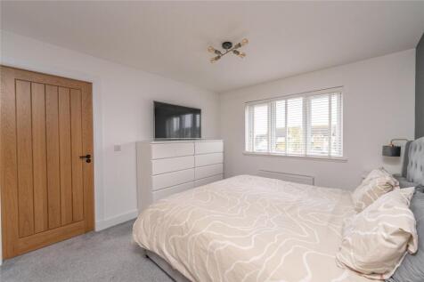 Bedroom 1 Alt