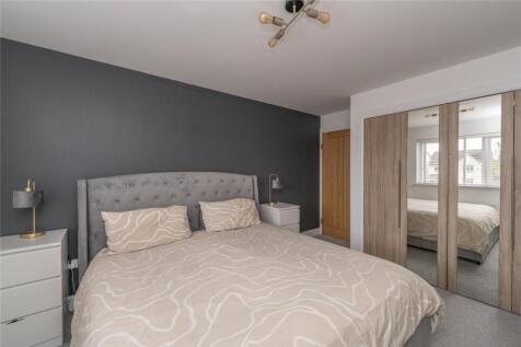 Bedroom 1 Alt