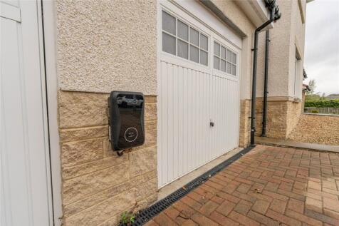 Double Garage Alt