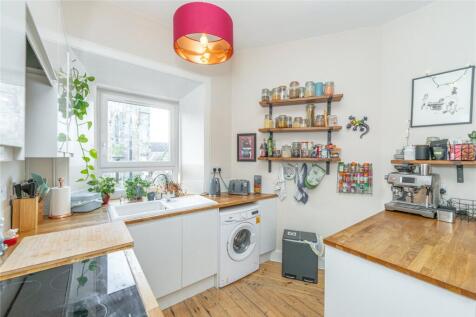 Kitchen Alt