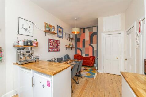 Kitchen Alt