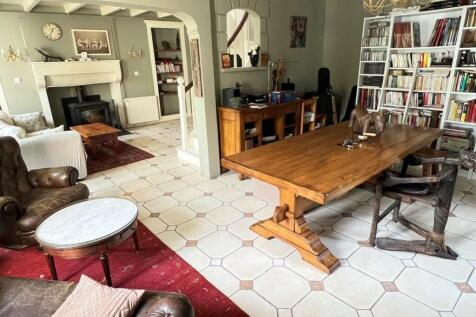 Property Image 6