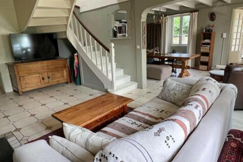 Property Image 8