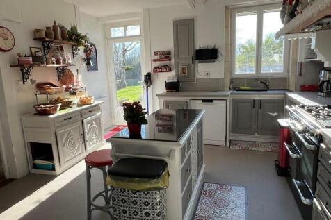 Property Image 11
