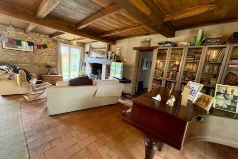 Property Image 6