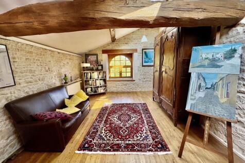 Property Image 8