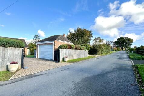 view up Oak Tree Lane
