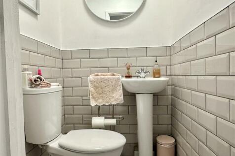 downstairs wc