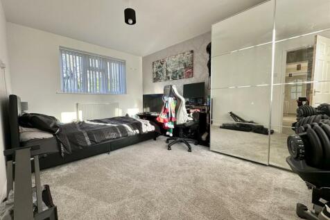 office/playroom/bed 5