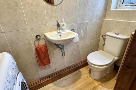 downstairs wc &amp; utility