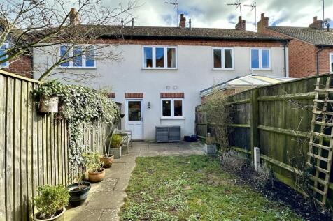 GARDEN TO HOUSE