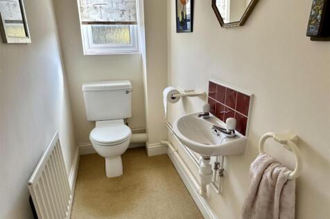 downstairs wc