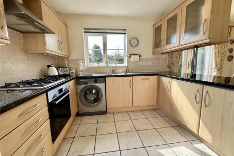 dining/kitchen