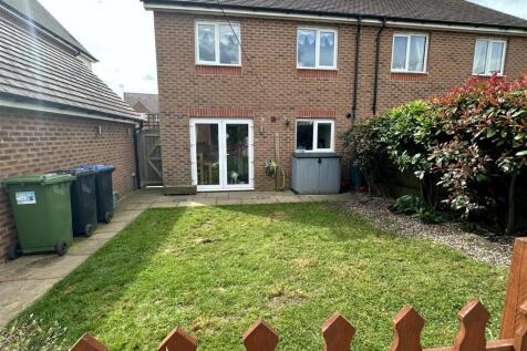 garden to house