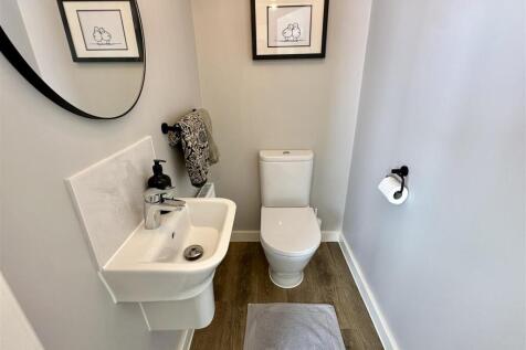 downstairs wc