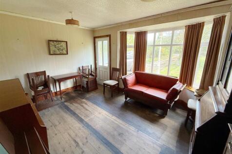 Sitting / Dining Room