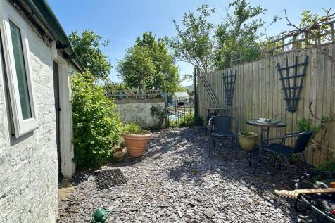 courtyard garden