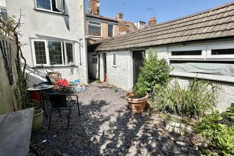 courtyard garden