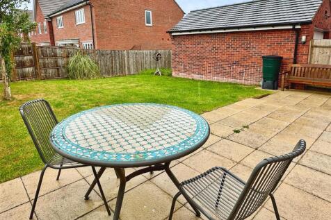 patio &amp; garden