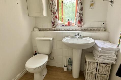 ensuite shower room