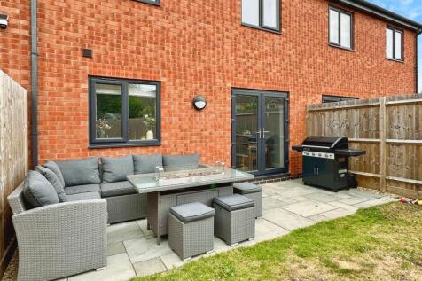rear garden/patio