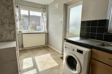 kitchen/dining
