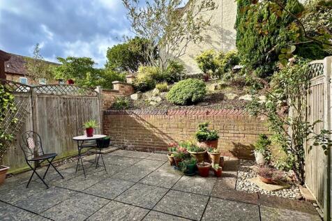 courtyard garden