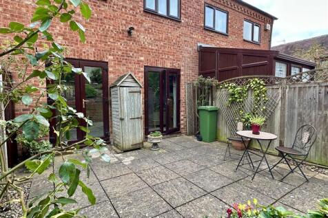 courtyard garden