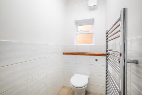 250417 - 41a Warwick Avenue, Bedford - 15
