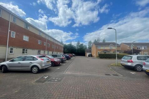17 Gillispie Close - 5