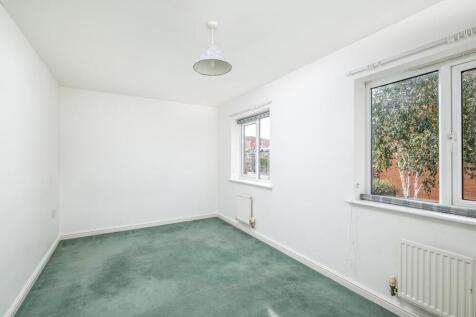 251022 - 15 Blackwell Close, Higham Ferrers - 16