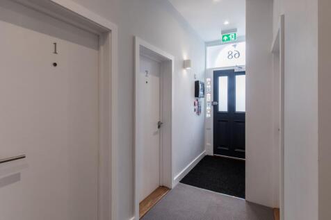 entrance_area