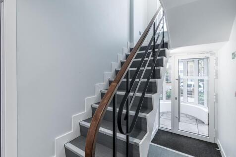 entrance_area