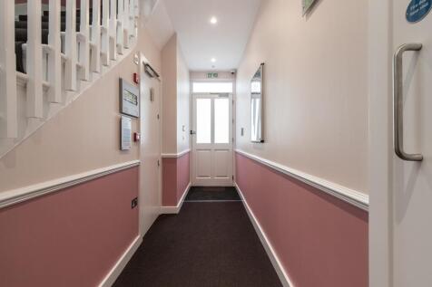 entrance_door