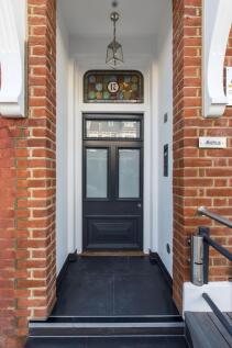 entrance_door
