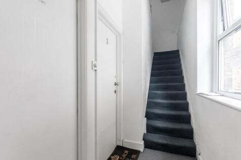 apartment_door