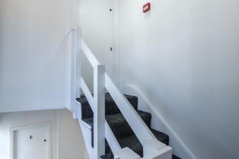 apartment_door