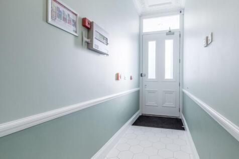 entrance_area