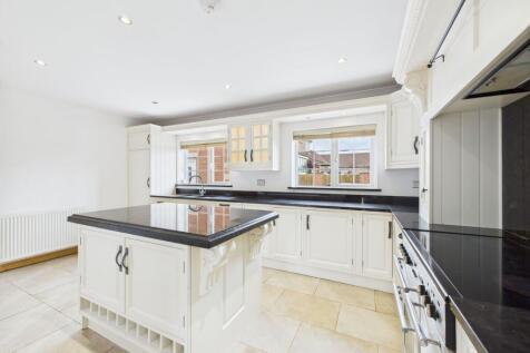 Kitchen 4