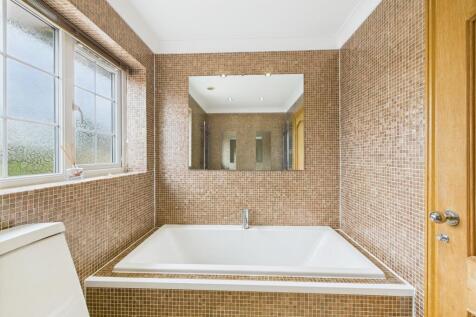 Double Ended Bath