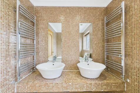 &#39;His &amp; Hers&#39; Sinks
