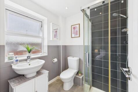 Shower Room En-Suite